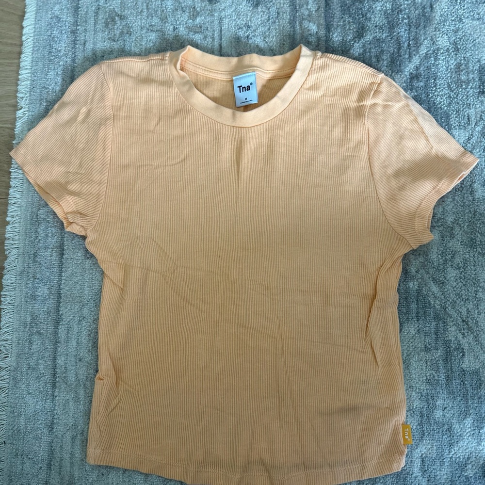 Aritzia Tna Peach Short Sleeve Tee